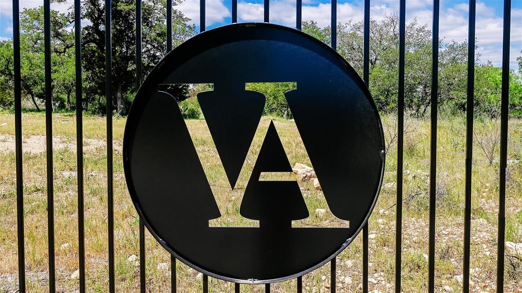 Vista Alta Del Veramendi - Now Available community image