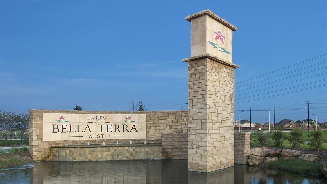 Lakes of Bella Terra West - Final Opportunity